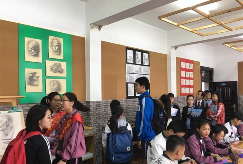 三中三澳門，探索與解析，三中三澳門，深度探索與解析