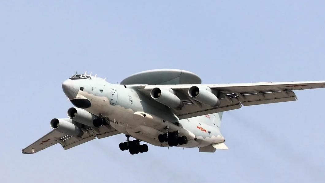 空警預(yù)警機(jī)2000，技術(shù)前沿的空中衛(wèi)士，技術(shù)前沿的空中衛(wèi)士——空警預(yù)警機(jī)2000