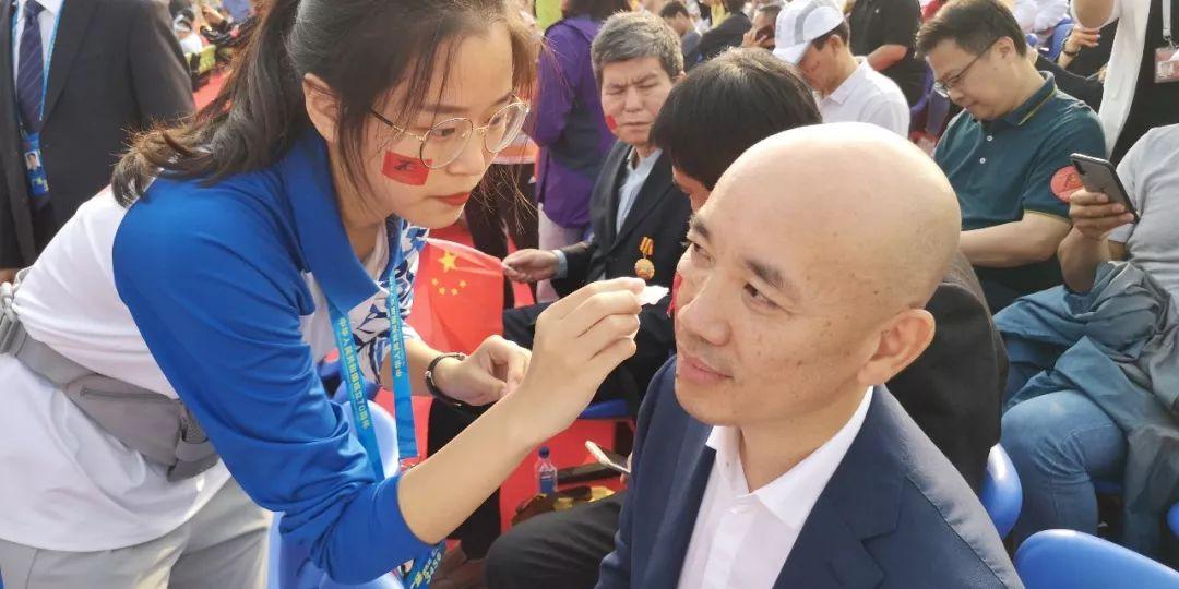 國慶閱兵視頻2019，回顧盛況，完整視頻再現(xiàn)輝煌，2019國慶閱兵回顧，盛況再現(xiàn)，輝煌視頻展現(xiàn)