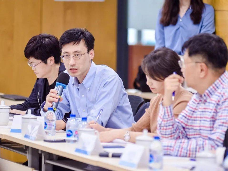 王中王一肖中持嗎？深度解析背后的故事與真相，揭秘王中王一肖背后的故事與真相，深度解析與真相探討