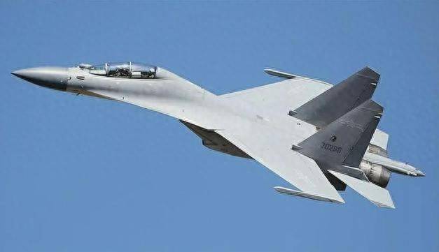 殲-11戰(zhàn)機(jī)，幾代戰(zhàn)機(jī)中的佼佼者，殲-11戰(zhàn)機(jī)，幾代戰(zhàn)機(jī)中的翹楚