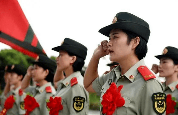 關(guān)于在校大學(xué)生是否應(yīng)該去當(dāng)兵的探討與建議——以不推薦在校大學(xué)生去當(dāng)兵為中心，關(guān)于在校大學(xué)生是否應(yīng)去當(dāng)兵的探討與觀點，不推薦在校大學(xué)生入伍的建議分析