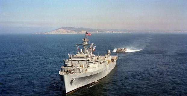 伊朗向中國購買超過200艘軍艦，深度解析背后的因素與影響，伊朗向中國購買逾200艘軍艦背后的動因及影響深度解析