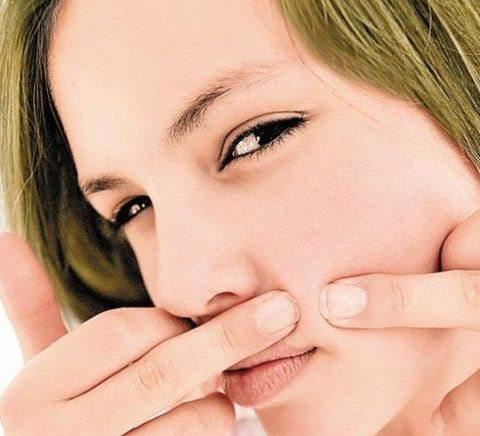 如何有效去除臉上的痘痘和痘印——全方位指南，全方位指南，如何有效去除臉部痘痘與痘印的方法