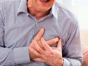 年輕人偶爾心絞痛正常嗎？解讀背后的原因與應(yīng)對之道，年輕人偶發(fā)心絞痛是否正常？解讀原因與應(yīng)對策略