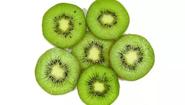 孕婦可以吃獼猴桃嗎，營養(yǎng)專家為你解答，孕婦能否食用獼猴桃？營養(yǎng)專家來解答。
