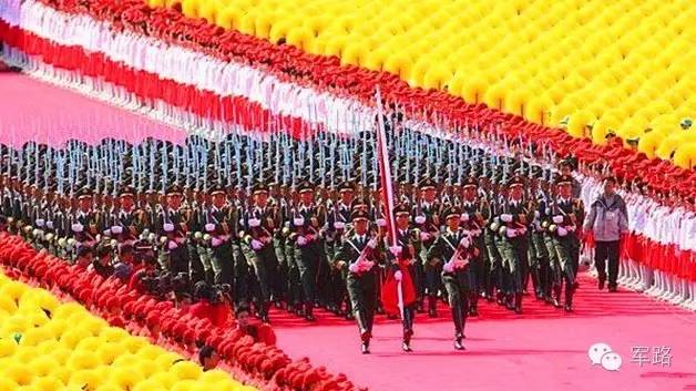 國(guó)慶閱兵是每年一次嗎？——深度解析與探討，深度解析與探討，國(guó)慶閱兵是否為每年例行活動(dòng)？