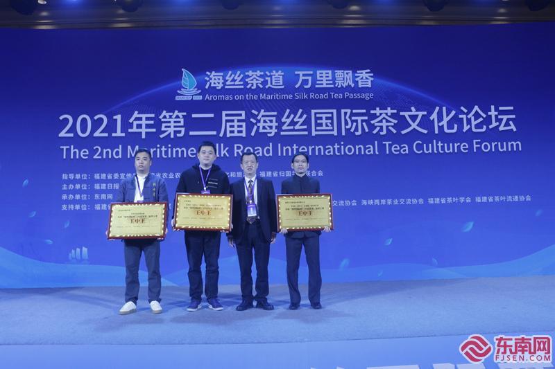 王中王一肖，聚焦中特論壇的熱門話題與深度探討，王中王一肖深度聚焦中特論壇熱門話題探討