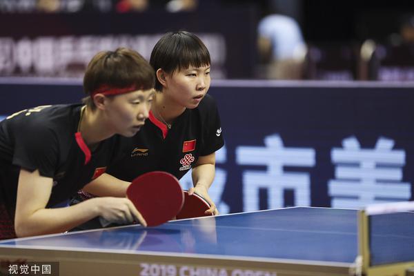 揭秘劉伯溫一肖期期中特的神秘面紗，深度解讀背后的故事，劉伯溫一肖期期中特背后的神秘面紗與故事深度解讀揭秘