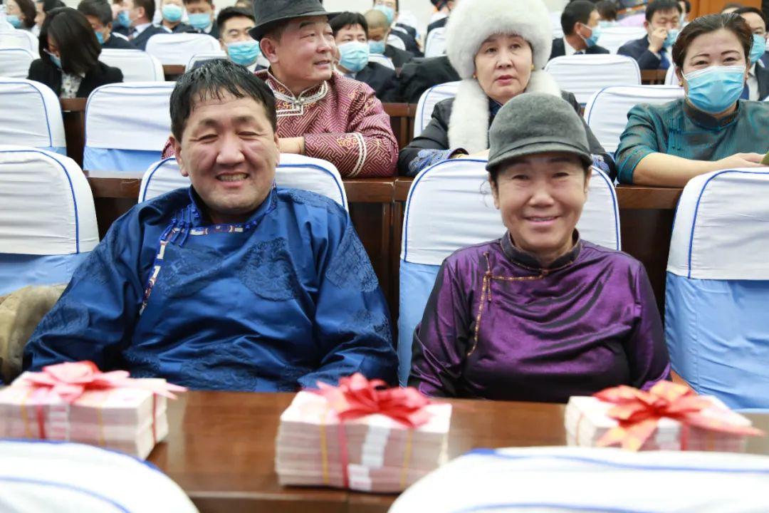 額濟納旅行社旅游報價詳解，額濟納旅行社旅游報價全面解析