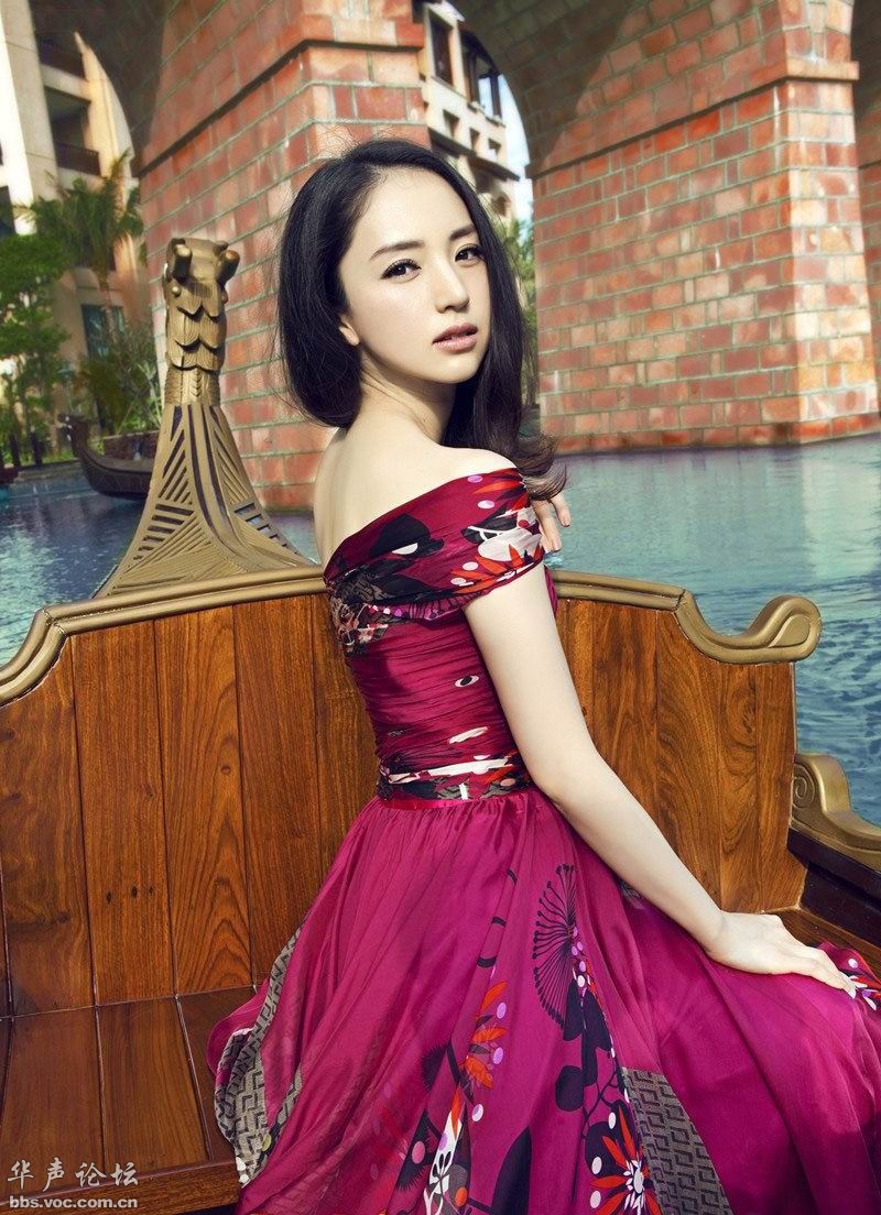 董璇個人資料和圖片簡介，董璇個人資料及圖片簡介