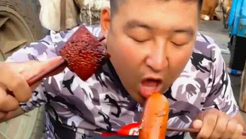 多少女星吃了文二哥的火腿腸，揭秘背后的故事，揭秘女星與文二哥火腿腸背后的故事